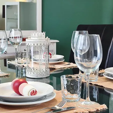 Jardines Del Puerto 2 Bed 아파트 마르베야